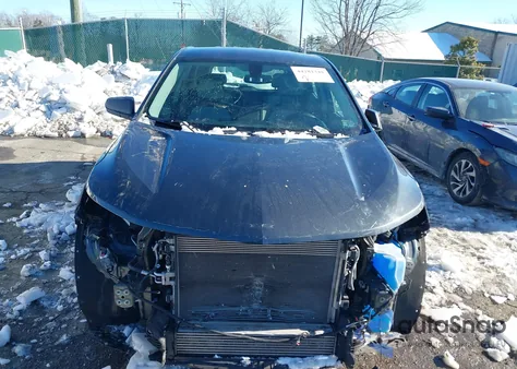 2018 Chevrolet Equinox Ls z USA, uszkodzony, nr VIN 2GNAXREV5J6121289